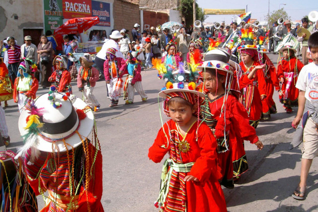 Stra�enumzug in Tarabuco bei Sucre